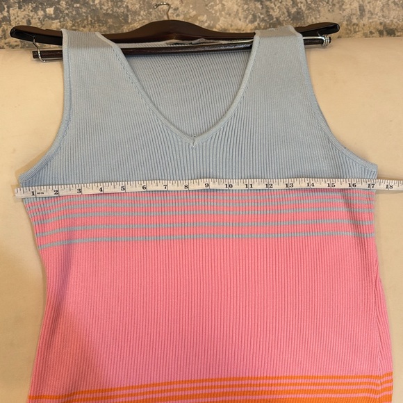 Colorful Sleeveless Maxi Dress - Picture 6 of 8